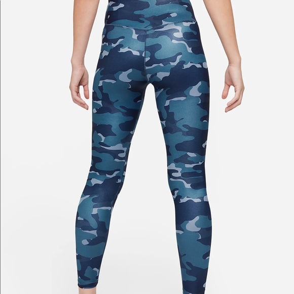 Super Sexy Women’s Nike Dri-Fit Sports Bra and Leggings Bundle, NWT - Picture 4 of 16